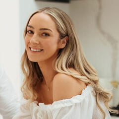 Elle Herself Elle Herself